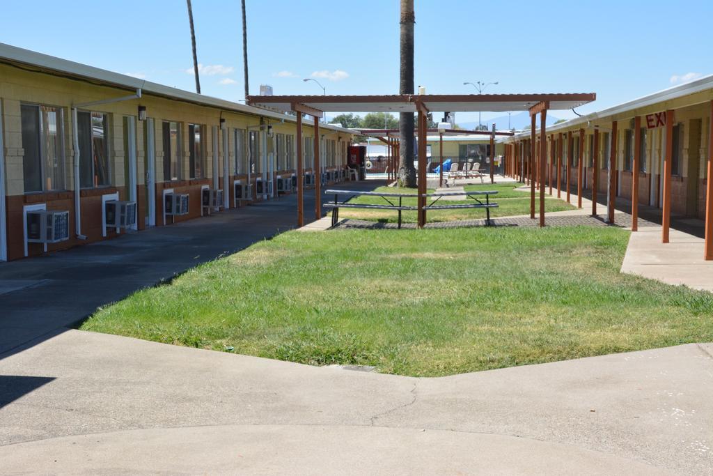 Gateway Inn Red Bluff Exterior photo